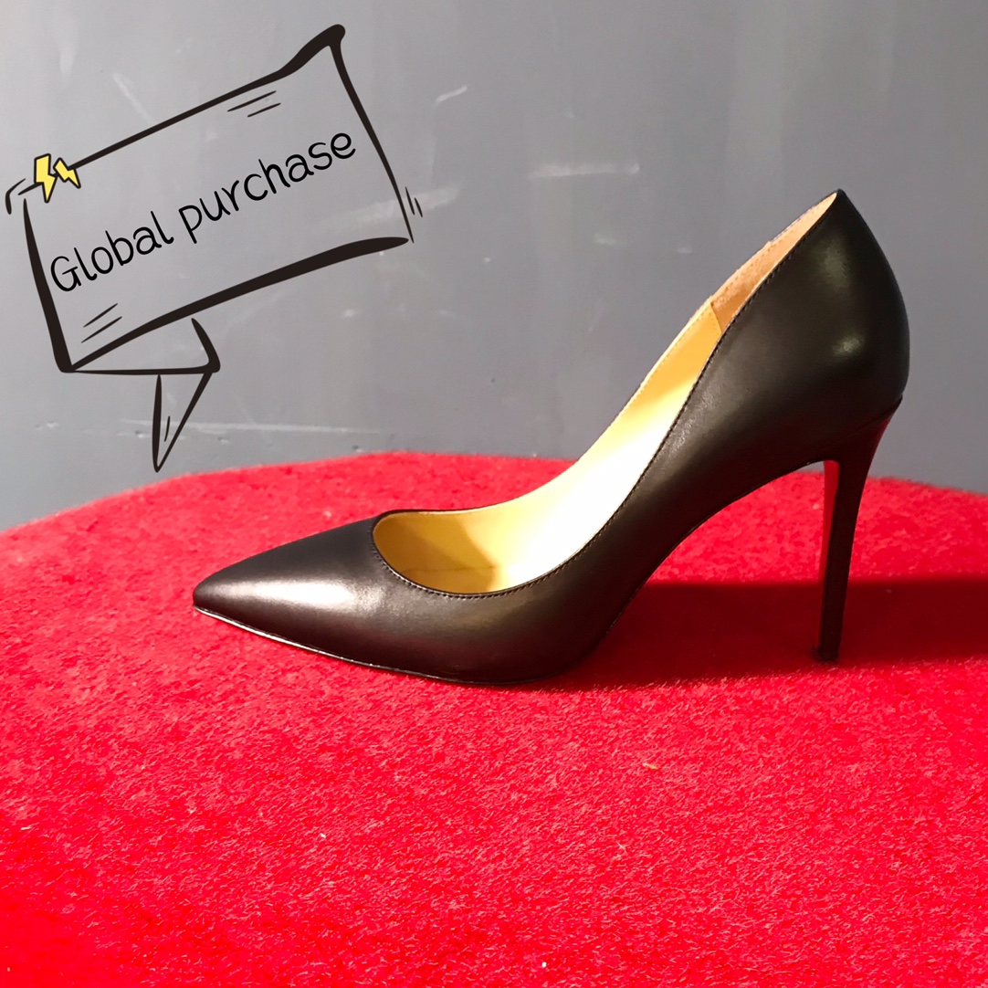 NO:336473,High-end customized Spring and Summer Classic Series! H10Cm, size 34-42. Genuine leather sole..9033-003 Black cowhide, apricot sheepskin. Official website synchronization. No return or exchange. Standard European code Reference:9033-003 Color:black Material:cowhide leather Lining: goat leather Heel height:10Cm Sole:leather sole Size:EUR 34-42 (US 4-11):,,christian louboutin,cowhide,sheepskin,Leather soles19860909高端订制 年春夏精典款系列！ H10Cm,尺码34-42码.真皮大底..9033-003黑色牛皮,杏羊皮里.官网同步.不退不換 标准欧码 Reference:9033-003 Color:black Material:cowhide leather Lining: goat leather Heel heigh:10Cm Sole:leather sole Size:EUR 34－42（US 4一11) :,,christian louboutin,cowhide,sheepskin,Leather soles,Women's Shoes