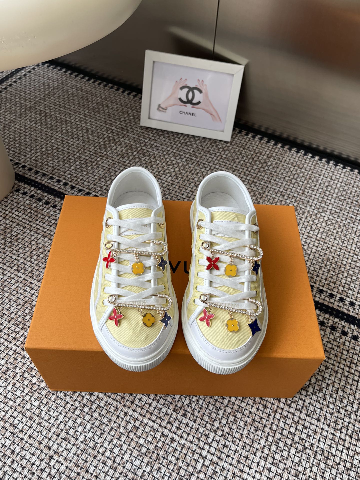 NO:511917,(Female color scheme) (Decoration 20) Louis Vuiton Louis Vuitton 25ss new LV Lagoon series denim embossed presbyopia shoes skateboard shoes casual sneakers original purchase developed and made whole pair of shoes purchased Zp development and creation, all customized materials Exclusive mold opening sole Details all pairs of version shipment codes 35-40 (40 custom made without return or replacement), casual shoes/sports shoes, louis vuitton, louis vuitton, louis vuitton, louis vuitton, louis vuitton, sneakers19860909（女款配色）（装饰20）Louis Vuiton路易威登 25ss新款 LV Lagoon系列丹宁牛仔布压花老花帆布鞋滑板鞋休闲运动鞋 原版购入开发做货 整双鞋子采购Zp开发打造,全部定制材料 独家开模大底 细节全部对版出货码数35-40（40订做不退不换）,休闲鞋/运动鞋,louis vuitton,louis vuitton,louis vuitton,sneakers,Women's Shoes