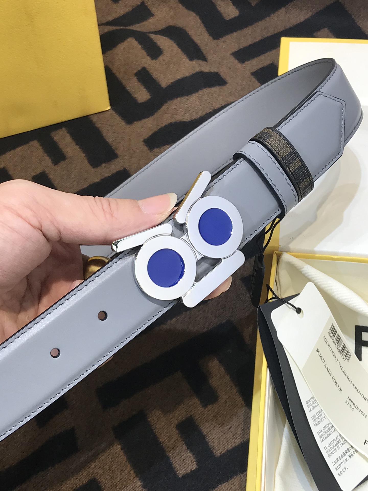 💯💯配送专柜包装 打孔针  新款 FD 宽35MM  小怪兽 标志造型 支持NFC 字母F扣 搭配标志性