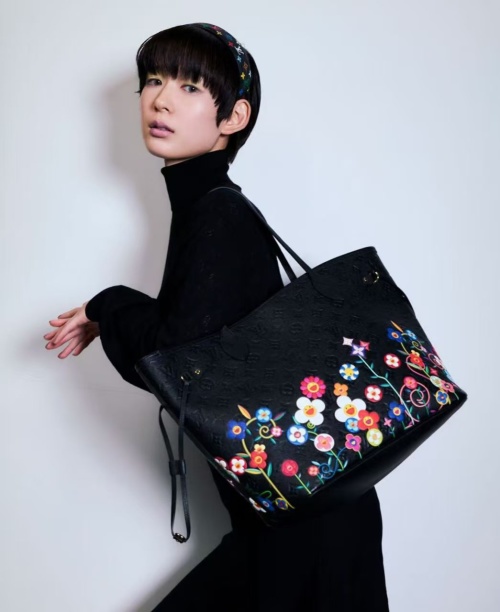 Neverfull Medium Black Tote Bag with Colorful Flower Design - Murakami Takashi 1 Neverfull Medium Black Tote Bag with Colorful Flower Design - Murakami Takashi