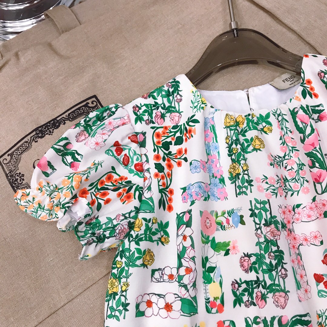 Fendi Kids Floral Print Short Set - Stylish & Comfortable Outfit 5 i1748842278 7067 4