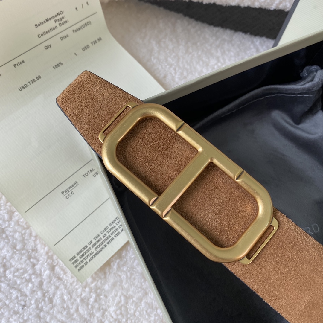  TOM FORD 汤姆福特。新品高端双面小牛皮，简约商务男士腰带，4.0cm宽，双面使用，配原版包装
