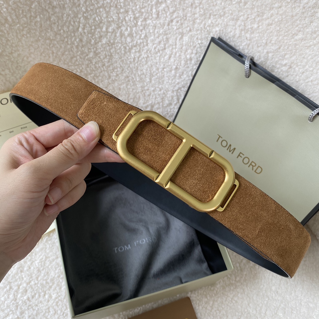  TOM FORD 汤姆福特。新品高端双面小牛皮，简约商务男士腰带，4.0cm宽，双面使用，配原版包装
