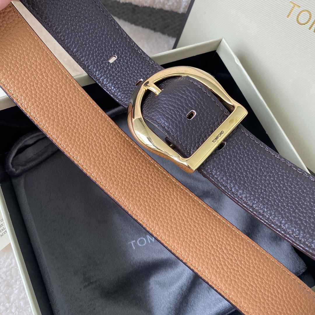  TOM FORD 汤姆福特。新品高端双面小牛皮，简约商务男士腰带，4.0cm宽，配原版包装