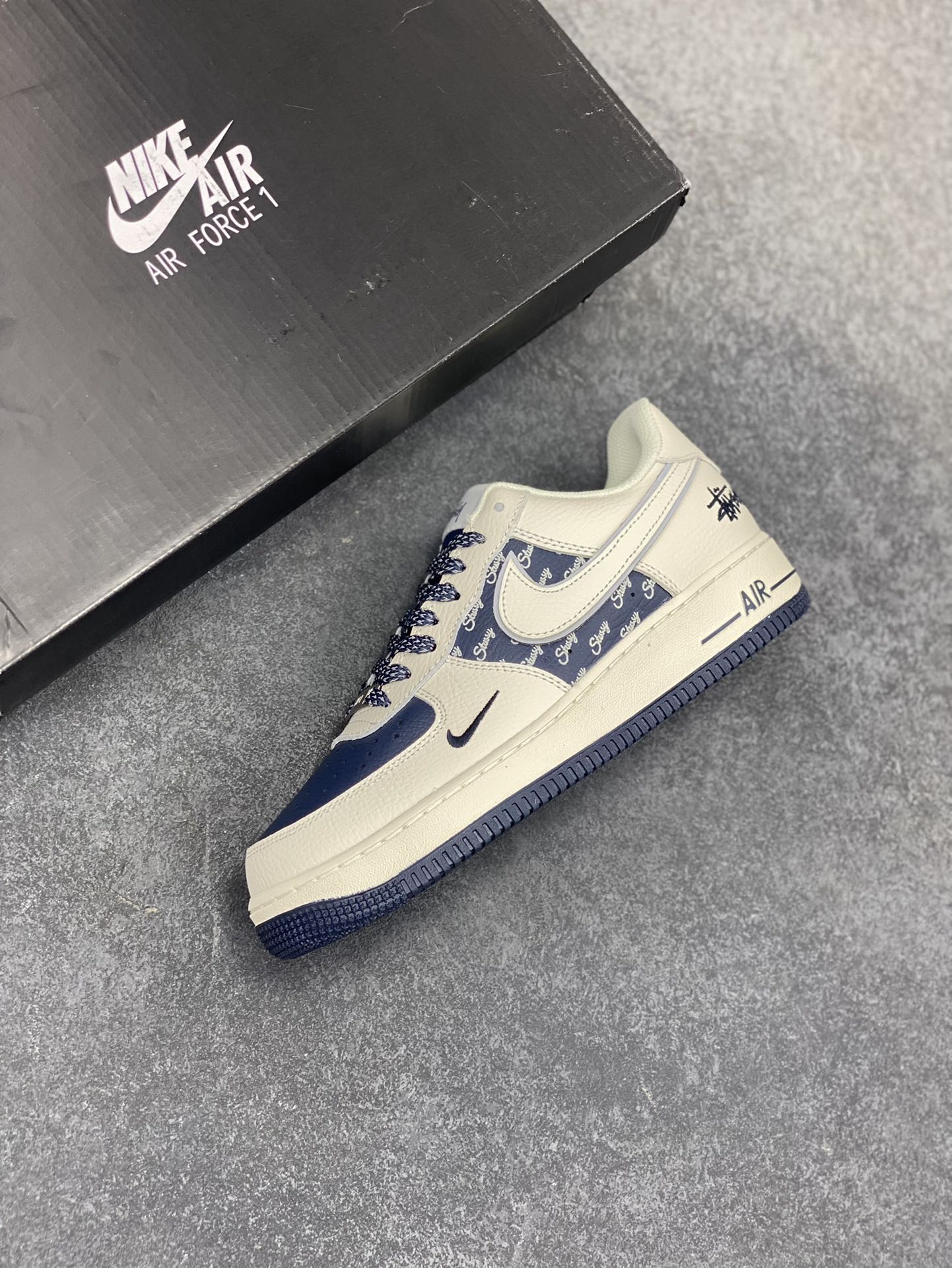 图片[7]-Nike Air Force 1 Low 空军一号低帮百搭休闲运动板鞋。柔软、弹性十足的缓震性能和出色的中底设计，横跨复古与现代的外型结合，造就出风靡全球三十多年的Force 1，直到今天还深受青睐。 货号：XZ6188-728 尺码：36 36.5 37.5 38 38.5 39 40 40.5 41 42 42.5 43 44 44.5 45-选品中心