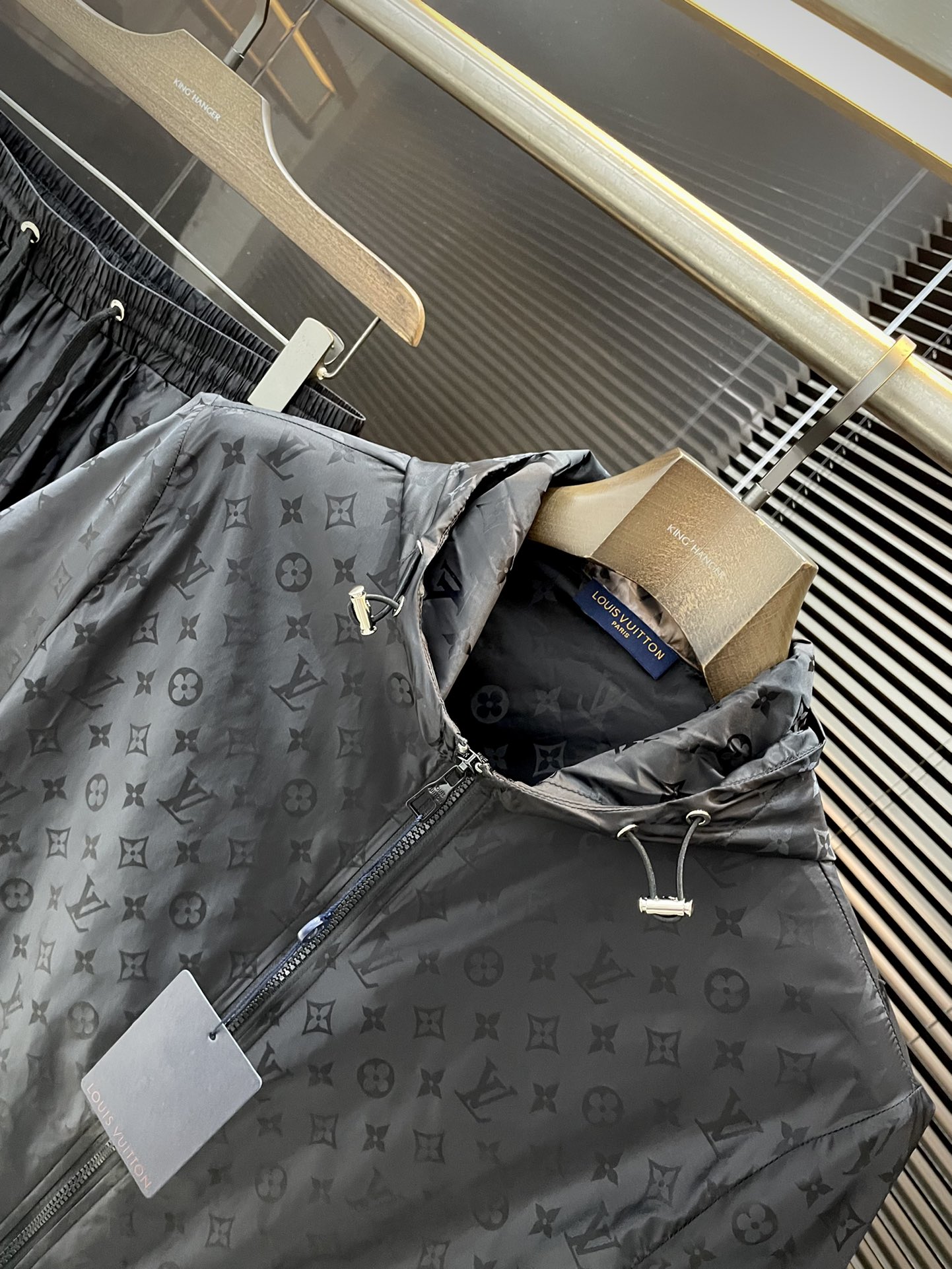 [Louis Vuitton Men