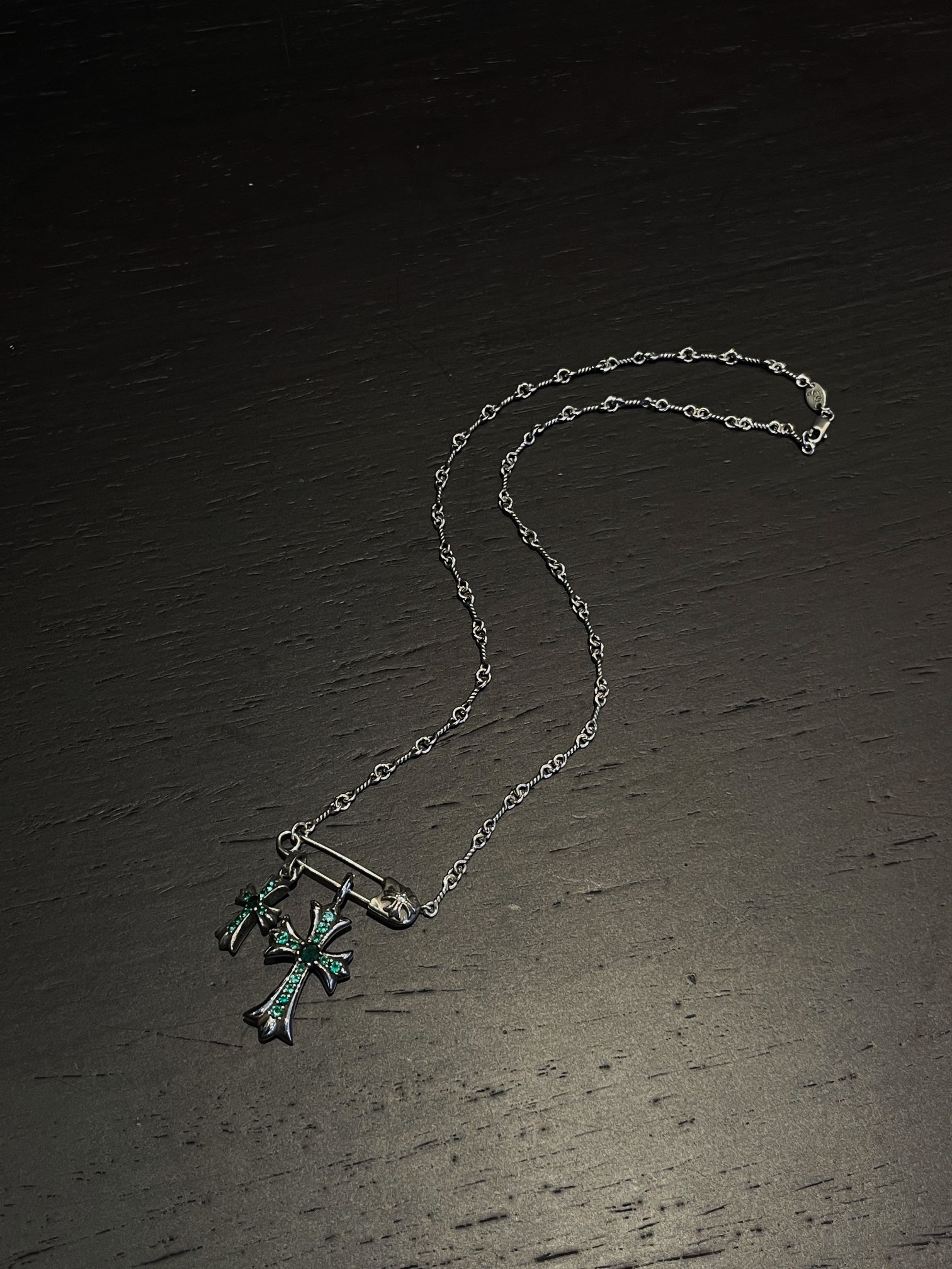 Chrome Hearts 𝐂𝐡𝐫𝐨𝐦𝐞 𝐡𝐞𝐚𝐫𝐭𝐬 克罗心 手工链镶石十字架别针