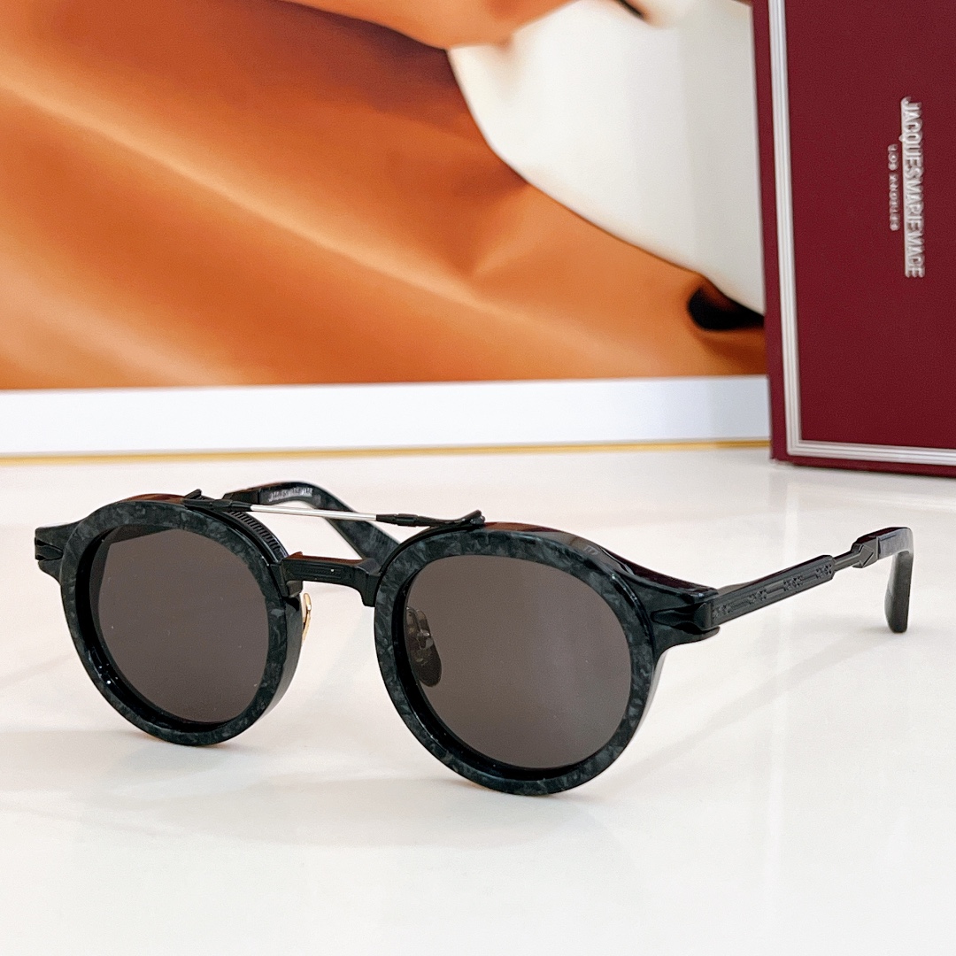 透明是变色镜片
JACQUES MARIE MAG
MODEL：DELAGE
SIZE45口25-145