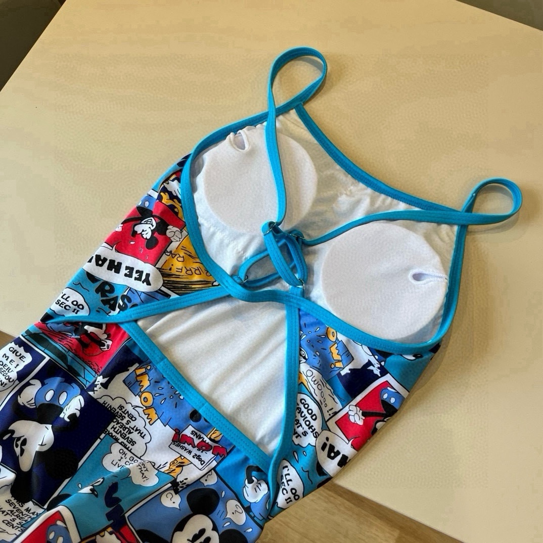 。

Gucci古奇新款连体泳衣 S M L XL