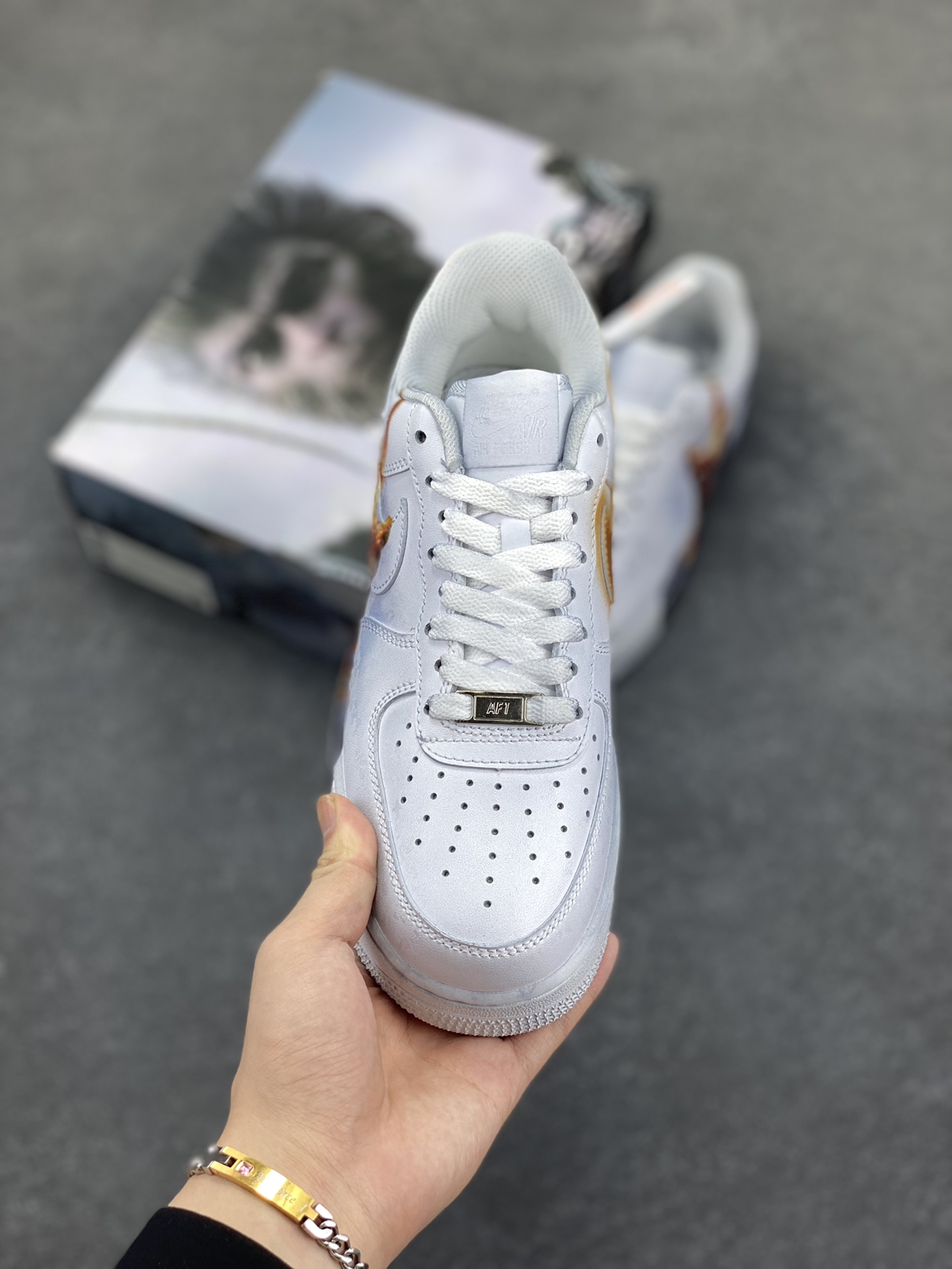 图片[2]-福利特价 Air Force 1 Low 黑神话悟空 原楦头原纸板 打造纯正空军版型专注外贸渠道 全掌内置蜂窝气垫 原盒配件 原厂中底钢印、拉帮完美  货号：315122-111 尺码：36 36.5 37.5 38 38.5 39 40 40.5 41 42 42.5 43 44 44.5 45-选品中心