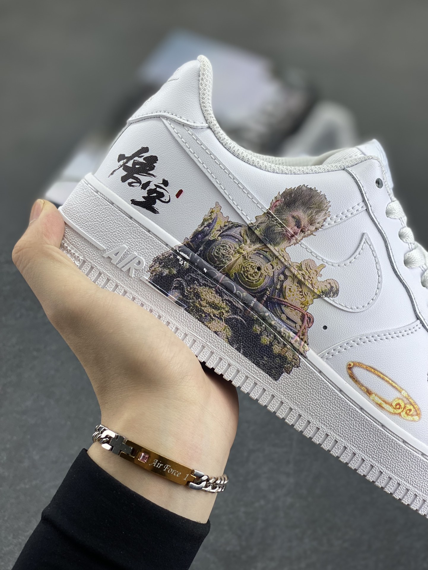 图片[6]-福利特价 Air Force 1 Low 黑神话悟空 原楦头原纸板 打造纯正空军版型专注外贸渠道 全掌内置蜂窝气垫 原盒配件 原厂中底钢印、拉帮完美  货号：CW2288-111 尺码：36 36.5 37.5 38 38.5 39 40 40.5 41 42 42.5 43 44 44.5 45-选品中心