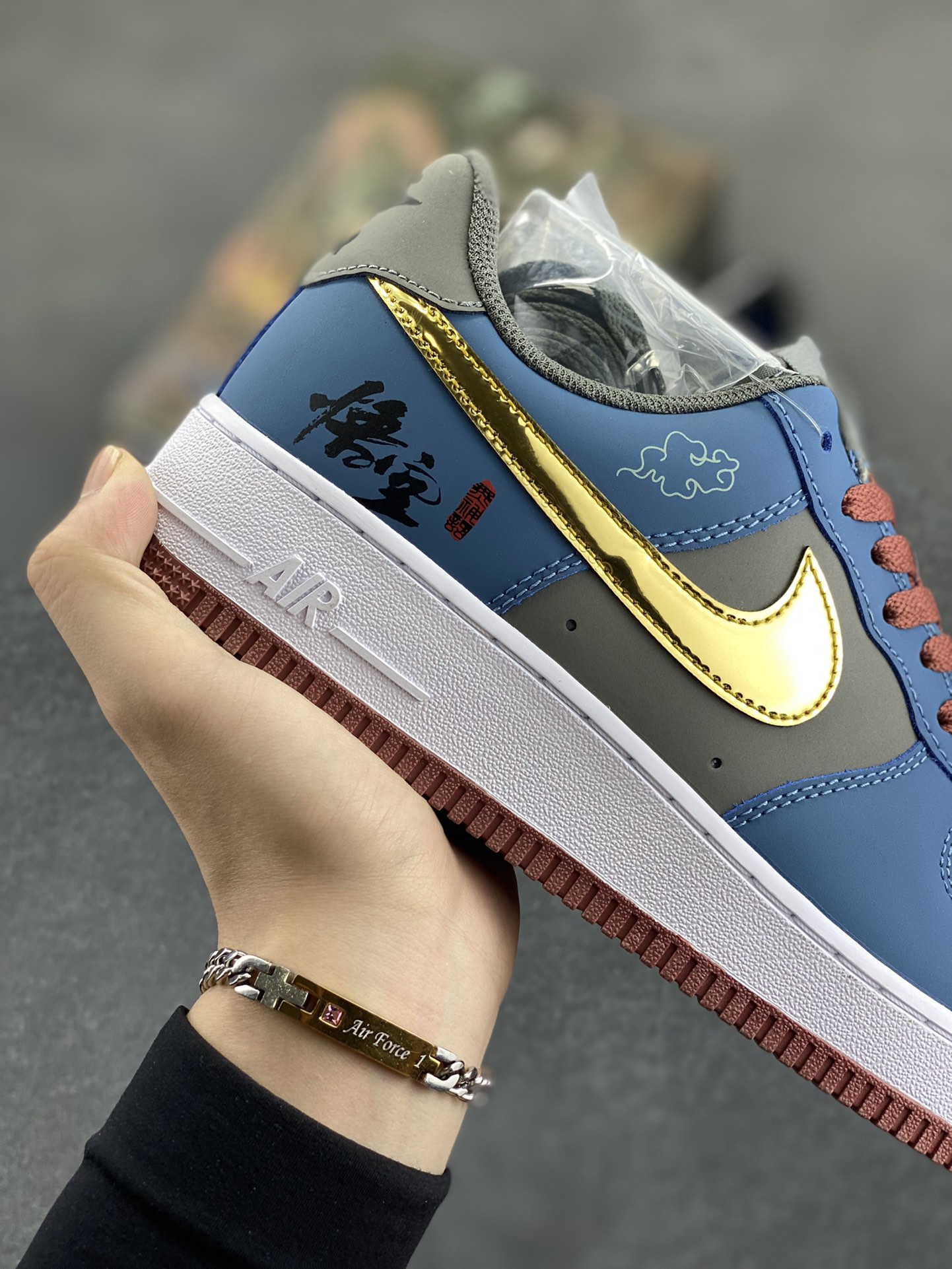 图片[6]-福利特价 Air Force 1 Low 黑神话悟空 原楦头原纸板 打造纯正空军版型专注外贸渠道 全掌内置蜂窝气垫 原盒配件 原厂中底钢印、拉帮完美  货号：CW2288-111 尺码：36 36.5 37.5 38 38.5 39 40 40.5 41 42 42.5 43 44 44.5 45-选品中心