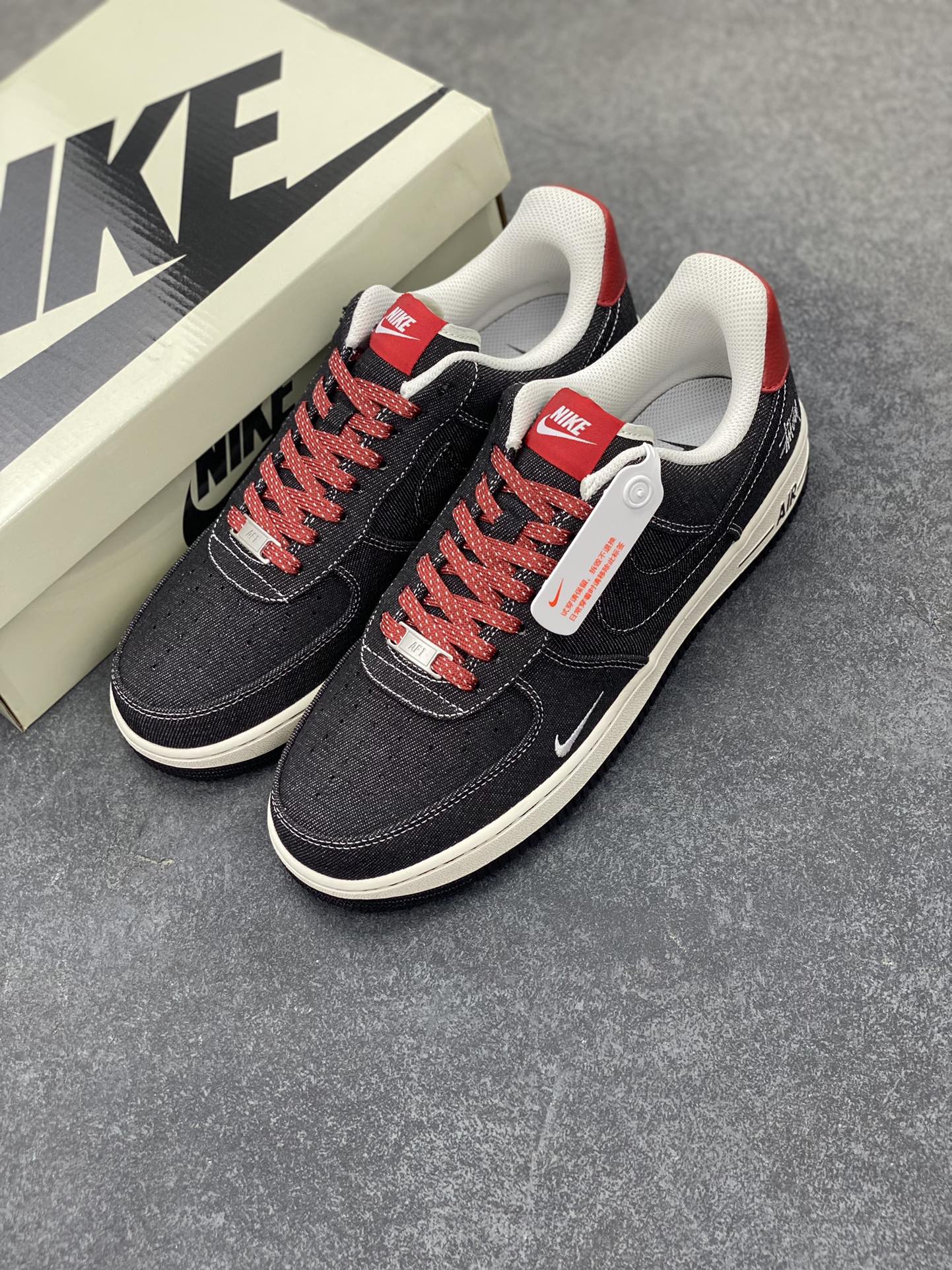 图片[8]-NIke Air Force 1 \’07 Low 斯图西联名-深灰织布 空军一号低帮 运动鞋 休闲鞋 折边针车 工艺难度大 原楦头原纸板 原装鞋盒 定制五金配件 内置全掌气垫 原厂鞋底 货号：LW9279-002 尺码：36 36.5 37.5 38 38.5 39 40 40.5 41 42 42.5 43 44 44.5 45-选品中心