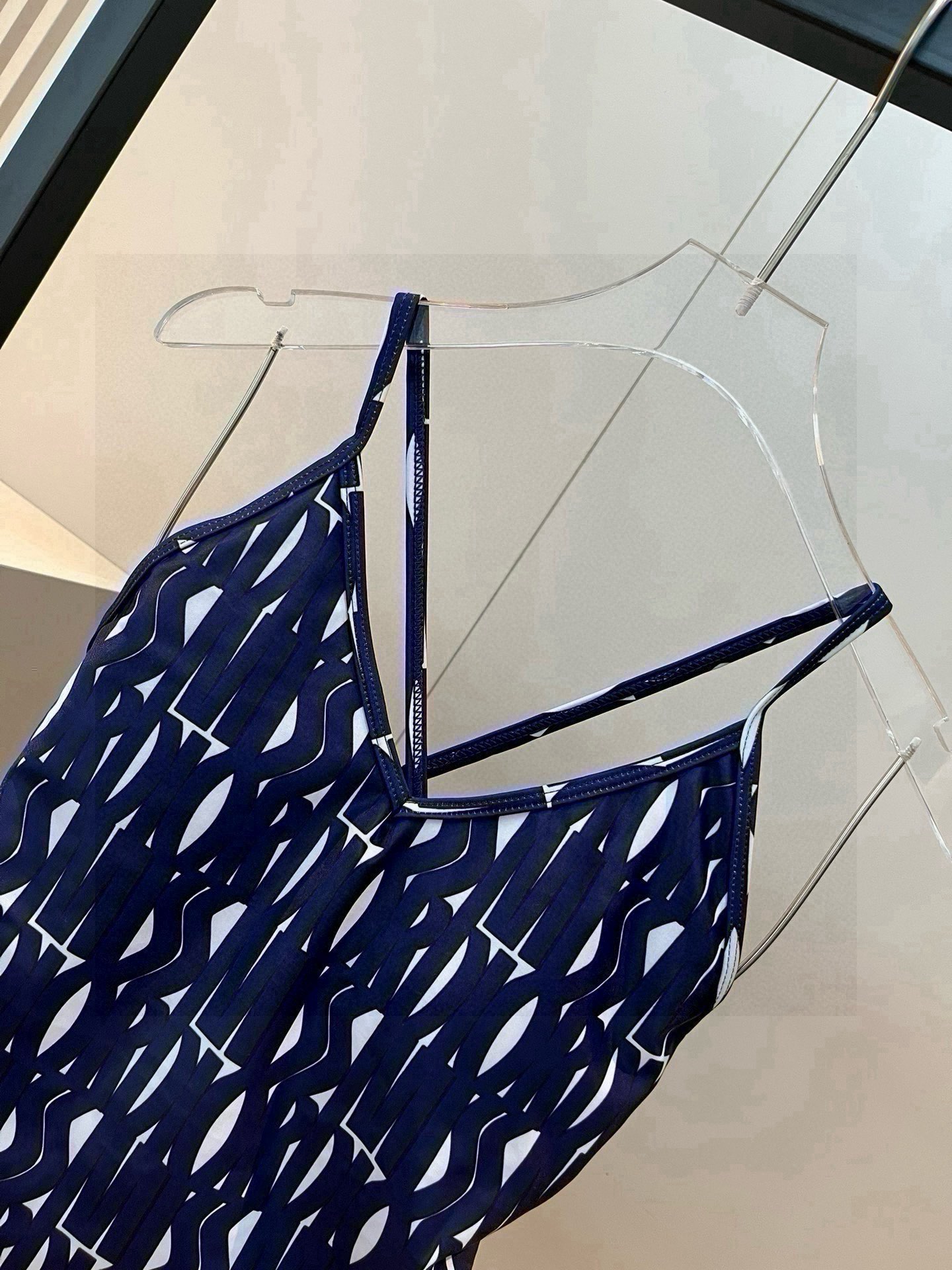 。
Dior迪奥 官方新款泳衣比基尼👙，高端定制，S M L XL