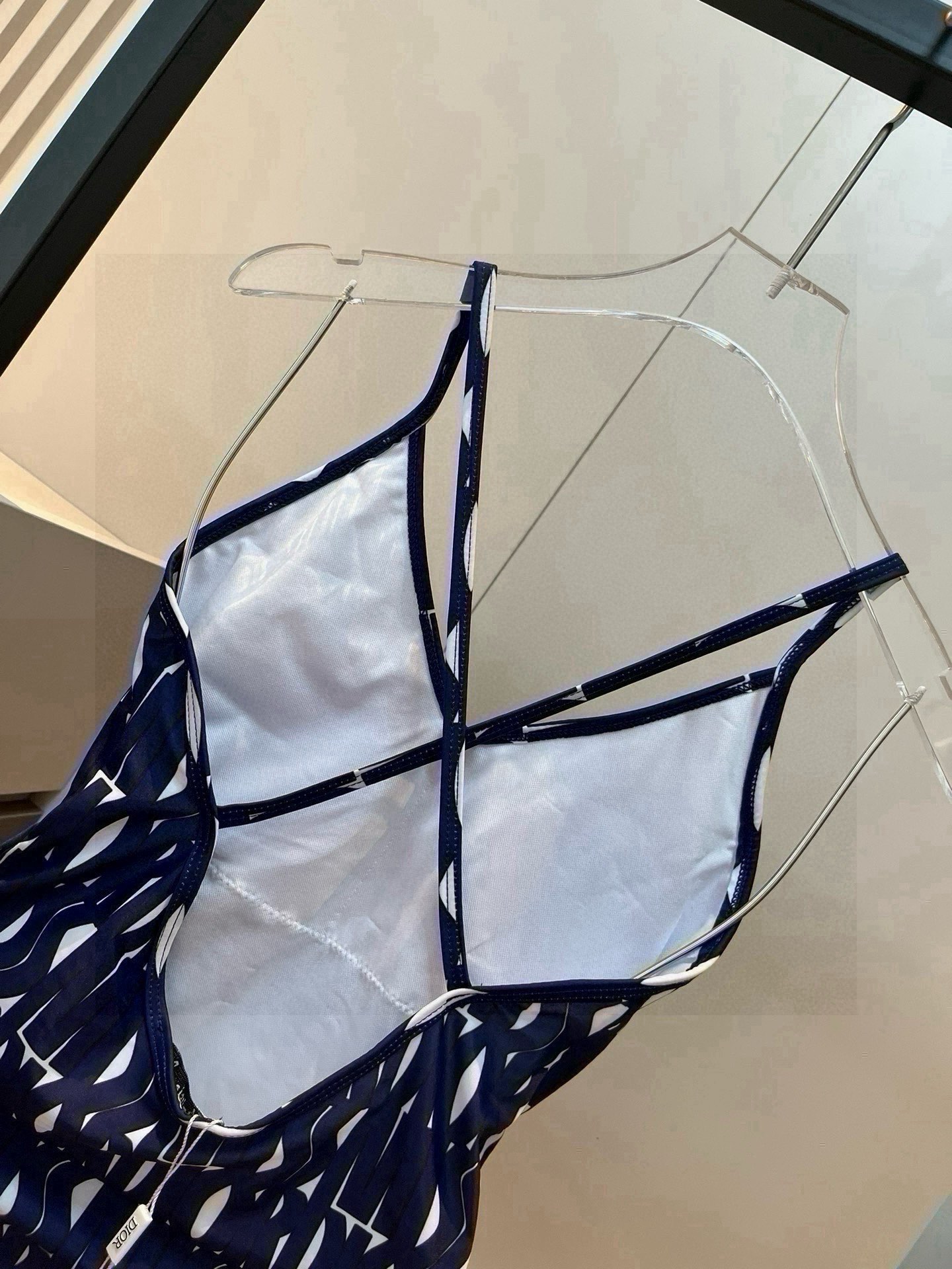 。
Dior迪奥 官方新款泳衣比基尼👙，高端定制，S M L XL
