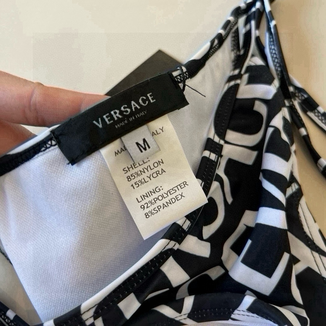。
范思哲官方新款泳衣比基尼👙，高端定制，S M L XL