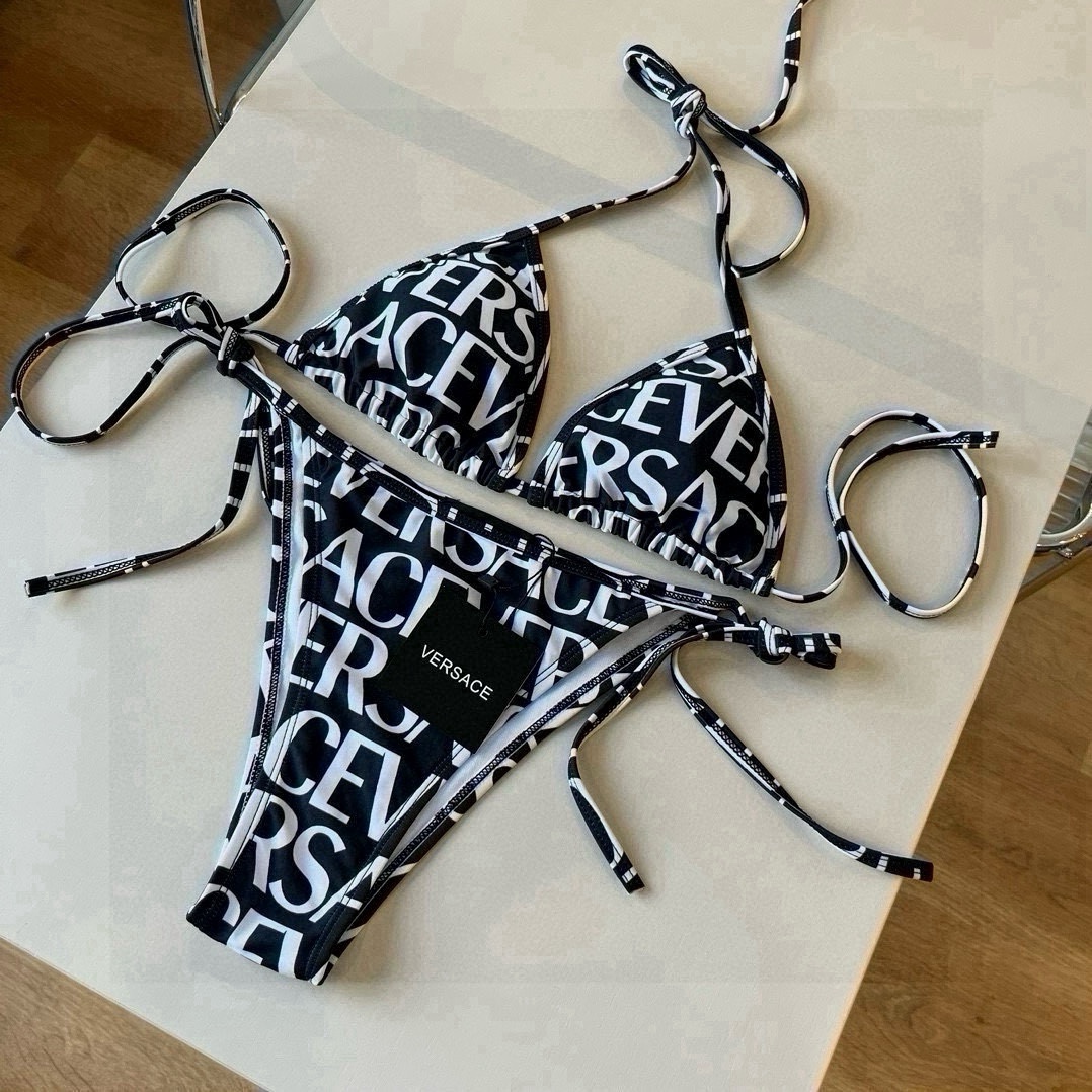 。
范思哲官方新款泳衣比基尼👙，高端定制，S M L XL
