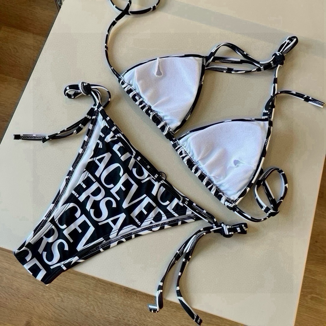 。
范思哲官方新款泳衣比基尼👙，高端定制，S M L XL
