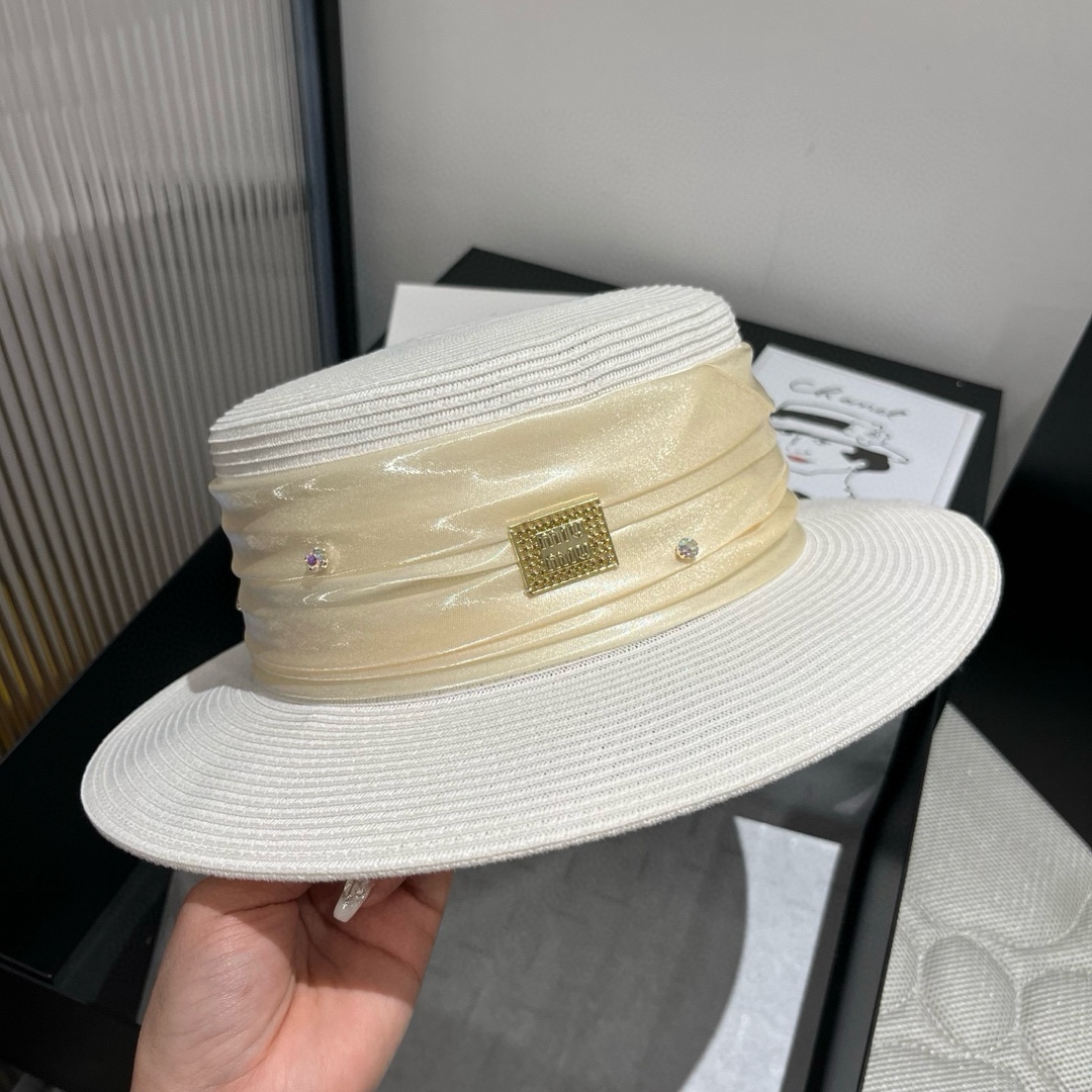 [Miu Miu Hats]Miumiu Miu Miu new flat-top hat Advanced PP straw fabric Head ci