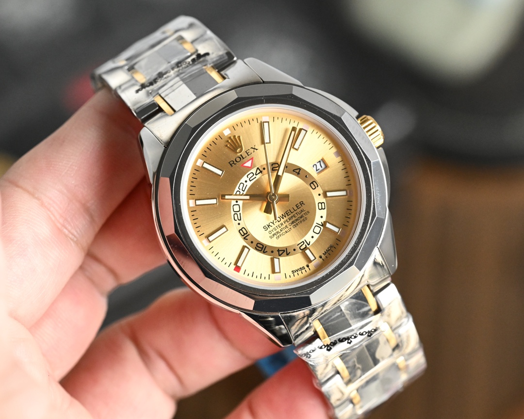 NO:393796,Brand: Rolex (new three-pin product, business and casual) Luxury and atmospheric type exquisite men's watch (new product) strap 361 stainless steel strap (durable) movement: imported 82s7 Citizen movement) Material sapphire scratch-resistant mirror (high definition, wear-resistant) atmospheric hot style Wrist treasure Ingenious ingenuity Size diameter 42mm Thickness 12mm Hot sale!  ,,rolex19860909品牌:劳力士（三针新品,商务休闲）奢华大气类型精致男士腕表（新品）表带361精钢表带（耐用）机芯:进口82s7西铁城机芯）材料蓝宝石防刮镜面（高清,耐磨）大气爆款 豪情风格 腕间瑰宝 匠心独蕴 尺寸直径42mm厚度12mm热卖上市！,,rolex,Watch