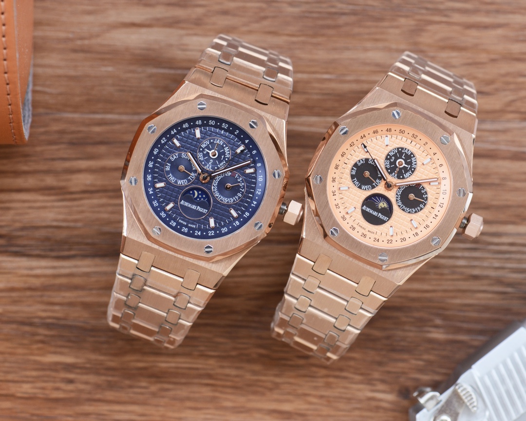 NO:393786,White shell, rose black. New first-selling model - the strongest cost-effectiveness!  The highest cost-effective version of Audemars Piguet is a brand new upgrade to overcome all the current defects!  Audemars Piguet Royal Oak Offshore Series, automatic mechanical movement, 316L stainless steel case, ultra-high hardness crystal glass mirror, 44mm diameter, 14.4mm thickness, the dial has Audemars Piguet's exclusive 'Méga Tapisserie' ultra-large plaid decoration, extremely strong three-dimensional sense, the case as a whole is CNC treatment, perfectly restored to the original structure, the strap is made of 316 stainless steel, the softness matches the original, showing the domineering man, please identify the exclusive quality!  .,,audemars19860909白壳,玫黑.新款首发——最强性价比！ 市场最高性价比版本 爱彼Audemars Piguet 市场超高品质）全新升级,攻克目前存在的各种缺陷！ 爱彼皇家橡树离岸型系列,自动上链机械机芯,316L精钢表壳,超高硬度水晶玻璃镜面,44mm表径,厚度14.4毫米,表盘具有爱彼独家“Méga Tapisserie”超大型格纹装饰,立体感极强,表壳整体全部CNC处理,完美还原原装结构,表带为316精钢材质,柔软度与原装吻合,彰显男人霸气,请认准独家品质！.,,audemars,Watch