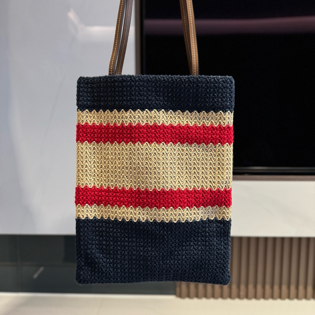 Miu Miu Official debut 5BG248, imported raffia straw and cotton thread weaving tote bag, new iconic MiuMiu embroidery on the front, cotton lining