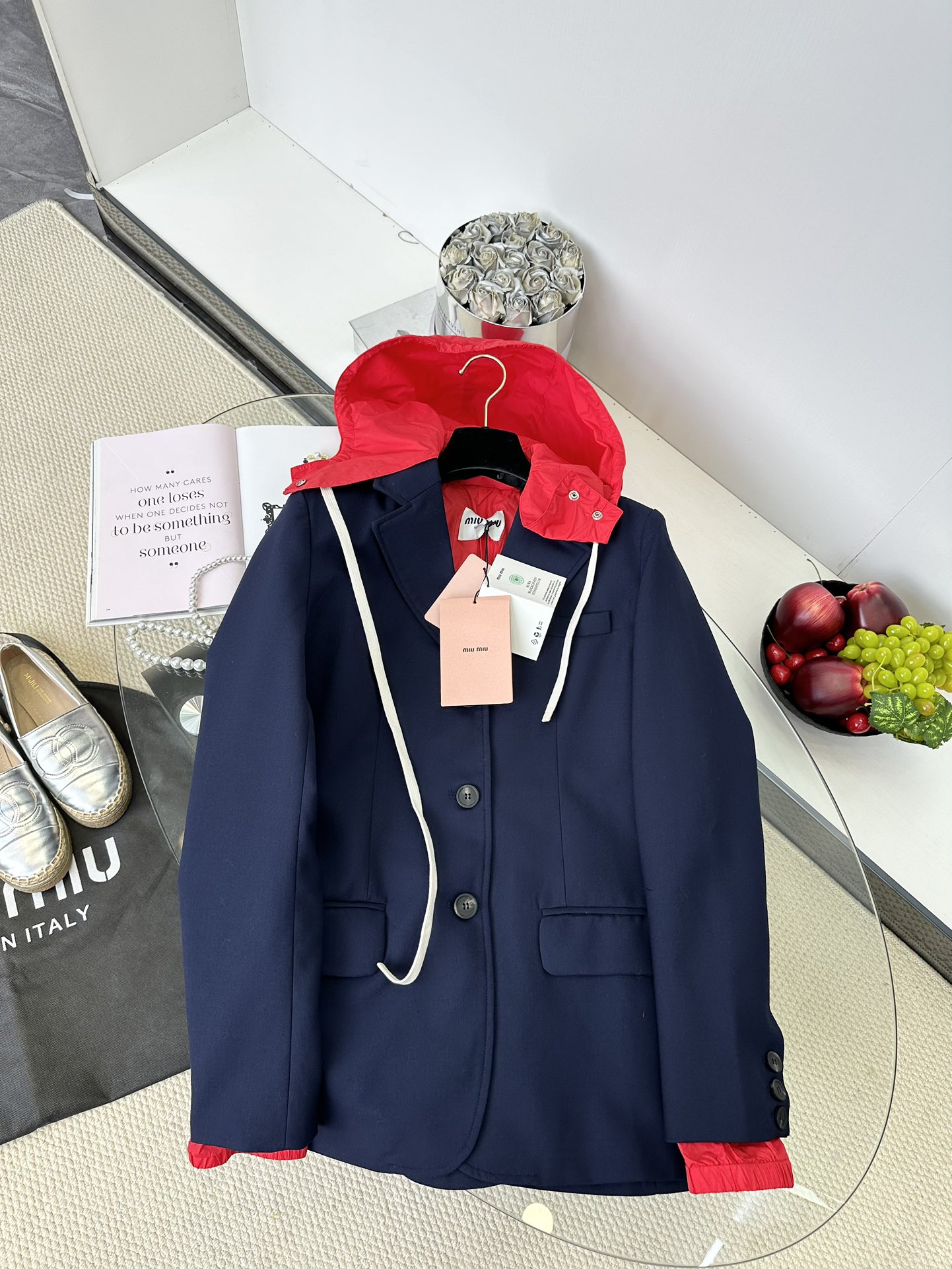 Miu Miu Contrast Color Hooded Suit Jacket - Chic & Versatile 4 i1749106848 1134 2