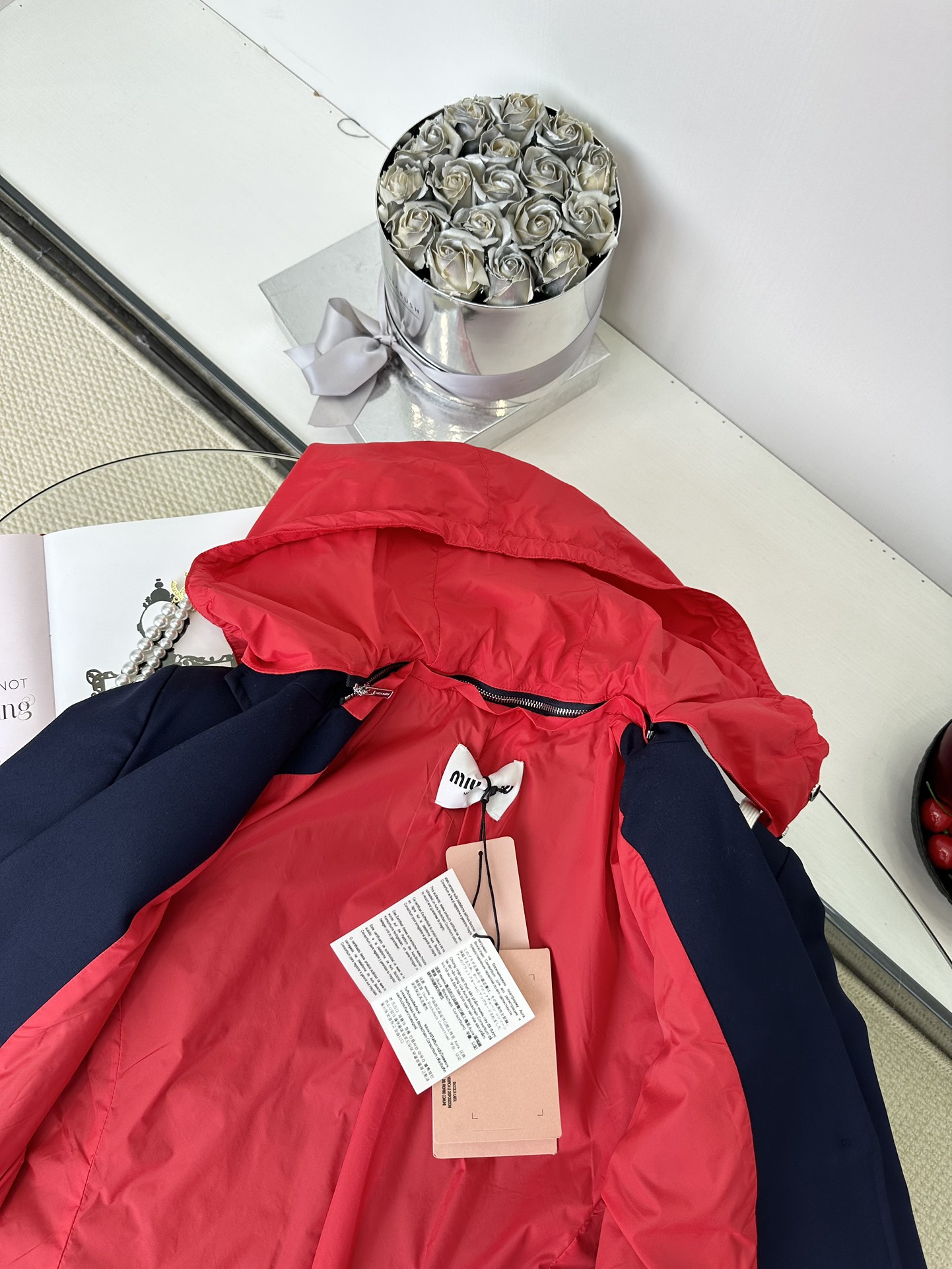 Miu Miu Contrast Color Hooded Suit Jacket - Chic & Versatile 10 i1749106848 1311 8