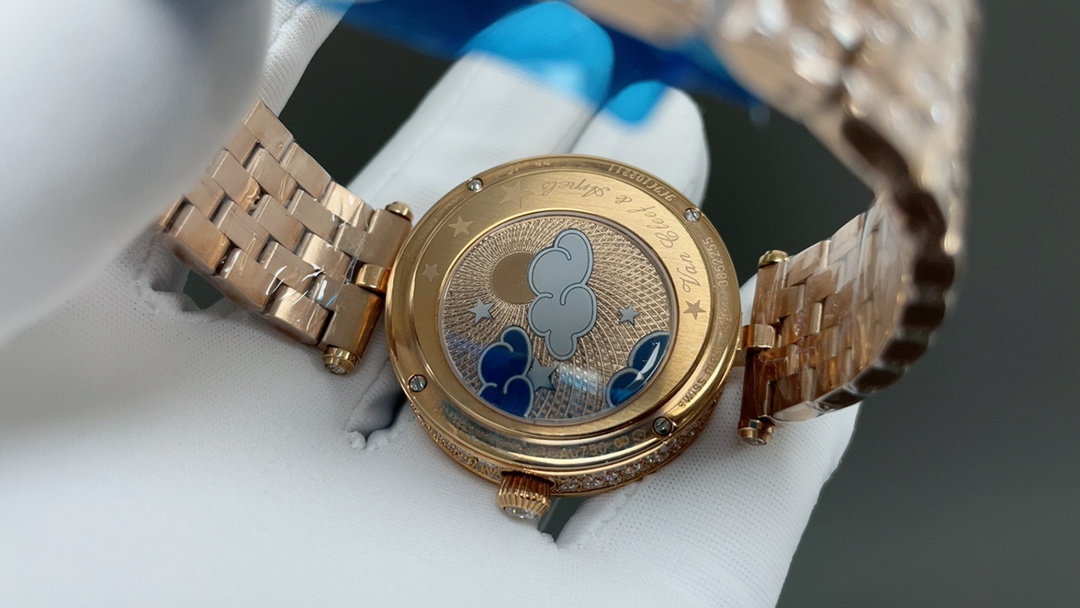 Van Cleef Lady Férie Wristwatch: Symbol of Joy and Hope - 图片 7