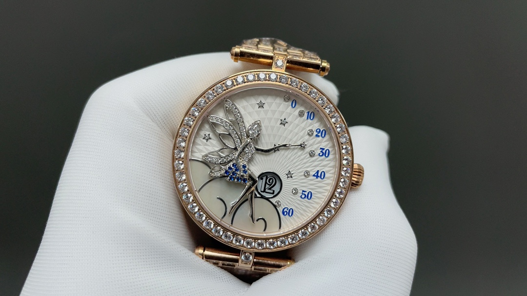 Van Cleef Lady Férie Wristwatch: Symbol of Joy and Hope - 图片 4