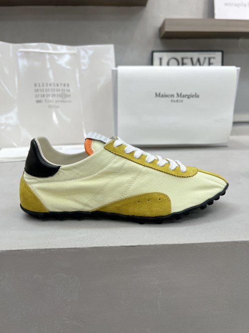 Maison Margiela Replica Sneakers - Nappa Leather & Suede - Unisex Style 1 Maison Margiela Replica Sneakers - Nappa Leather & Suede - Unisex Style