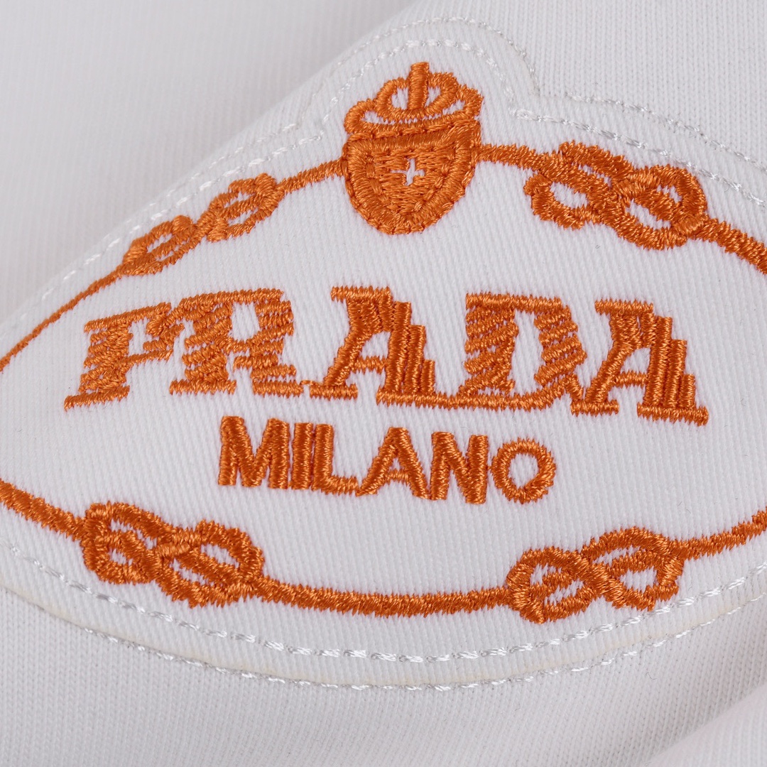 普拉达/Prada 夏季新款 金色徽标刺绣圆领短袖T恤