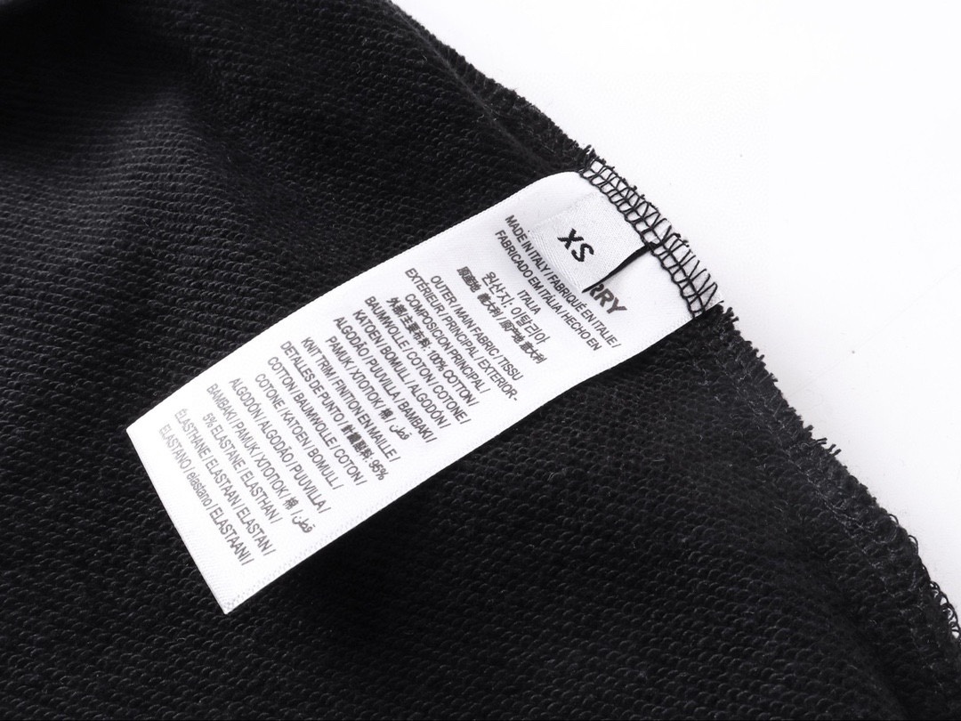 巴宝莉/Burberry 夏季新款 经典战马字母刺绣休闲短裤