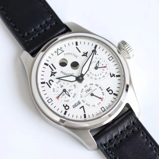 IWC Pilot's Watch Perpetual Calendar detail 3