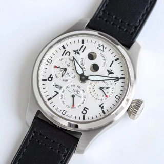 IWC Pilot's Watch Perpetual Calendar detail 4