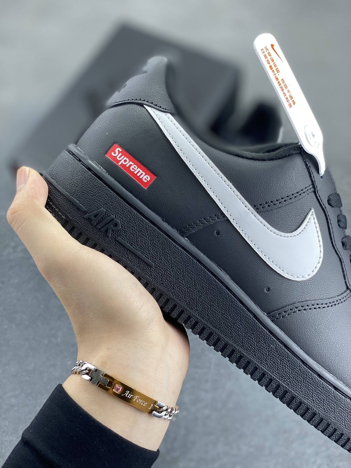 图片[6]-Nike Air Force 1 Low Supreme联名 空军一号低帮运动休闲板鞋 原楦头原纸板 打造纯正空军版型 专注外贸渠道 全掌内置蜂窝气垫 原盒配件 原厂中底钢印、拉帮完美 货号：CU9225-003 尺码：36 36.5 37.5 38 38.5 39 40 40.5 41 42 42.5 43 44 44.5 45-选品中心