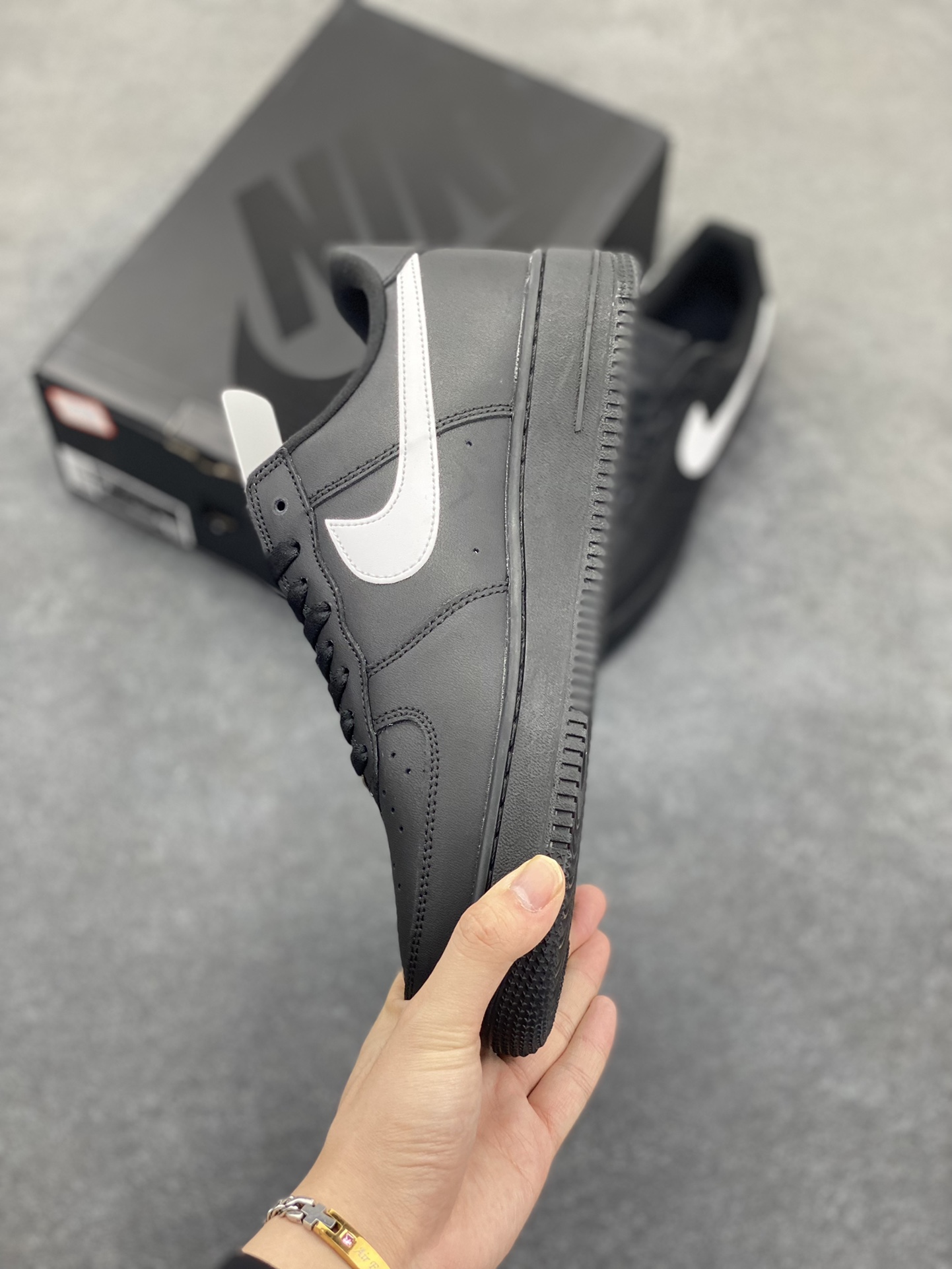 图片[3]-Nike Air Force 1 Low Supreme联名 空军一号低帮运动休闲板鞋 原楦头原纸板 打造纯正空军版型 专注外贸渠道 全掌内置蜂窝气垫 原盒配件 原厂中底钢印、拉帮完美 货号：CU9225-003 尺码：36 36.5 37.5 38 38.5 39 40 40.5 41 42 42.5 43 44 44.5 45-选品中心