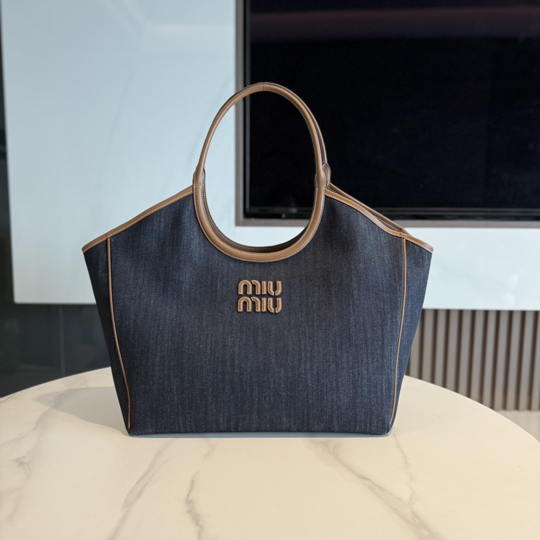 P740 ¡Bolso hobo de lona de Miu, estilo bajo el brazo! Edición limitada de la serie, este diseño permite que más chicas…
