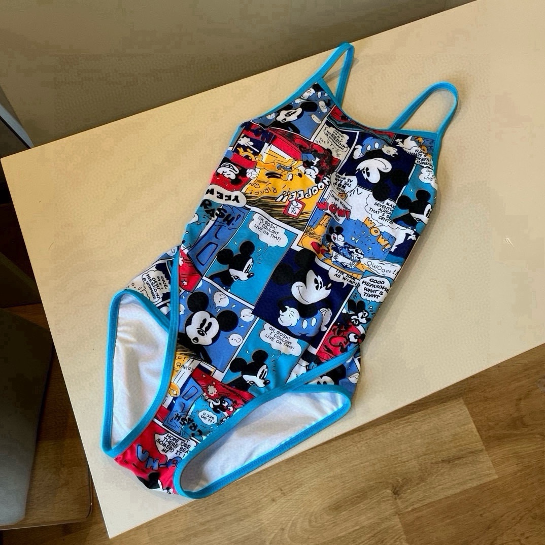 。

Gucci古奇新款连体泳衣 S M L XL