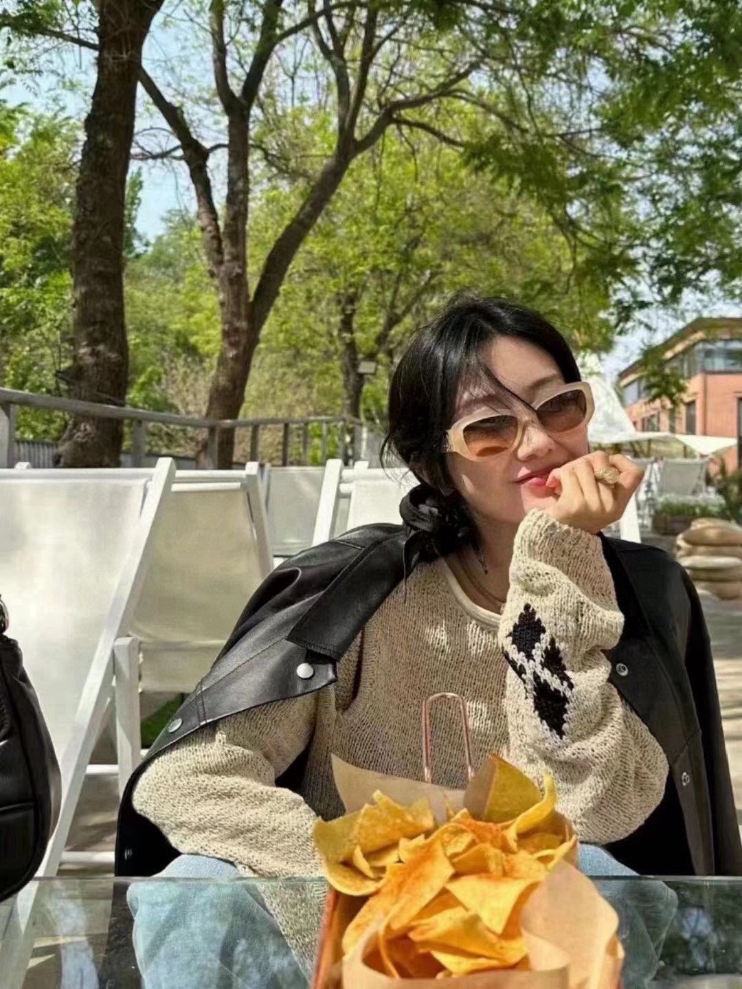 NO:356959,CHANE* Chanel New style to [color][color] Italian design style, high-end imported board materials, Logo temples are very beautiful, 6 colors are available in stock, model 5493, size 55-18-140, speed glasses, sunglasses, glasses, chanel, chanel19860909CHANE*香奈儿 新款到[色][色]意大利设计风格,高级进口板材料制作,Logo镜腿非常好看,6色可选现货中,型号5493,尺寸55-18-140,要的速度眼镜墨镜太阳镜,眼镜,chanel,chanel,glasses