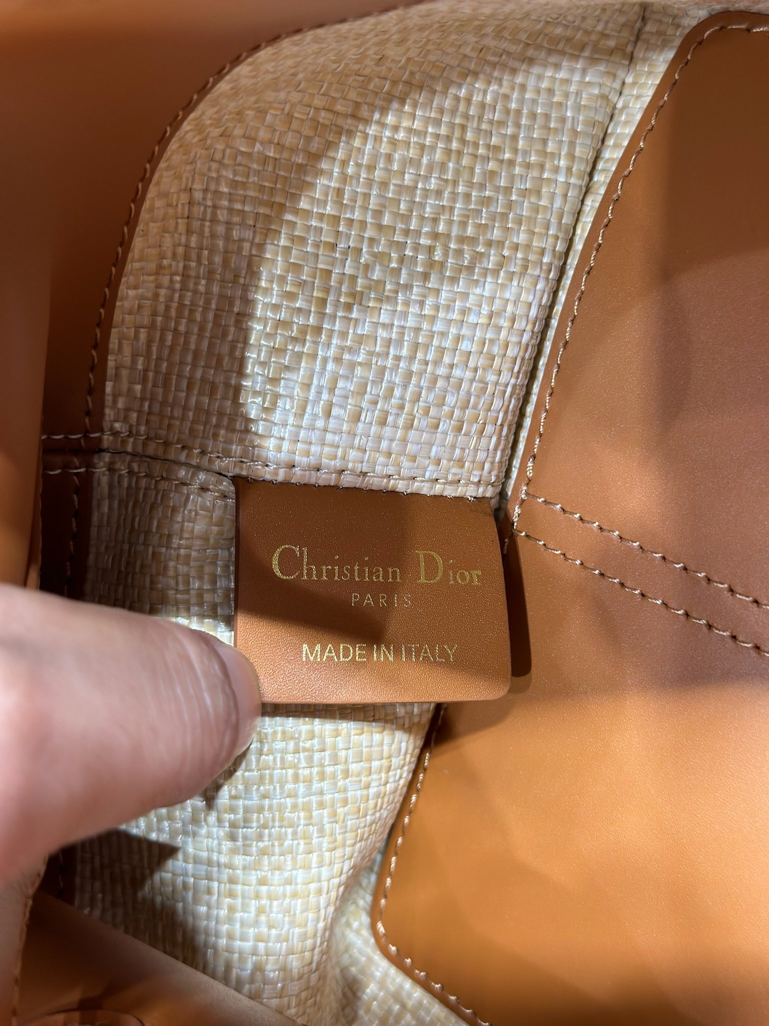 Dior Toujours Small Woven Bag Beige Raffia Graphic Cannage – Elegant & Stylish 9 i1749211618 1986 7