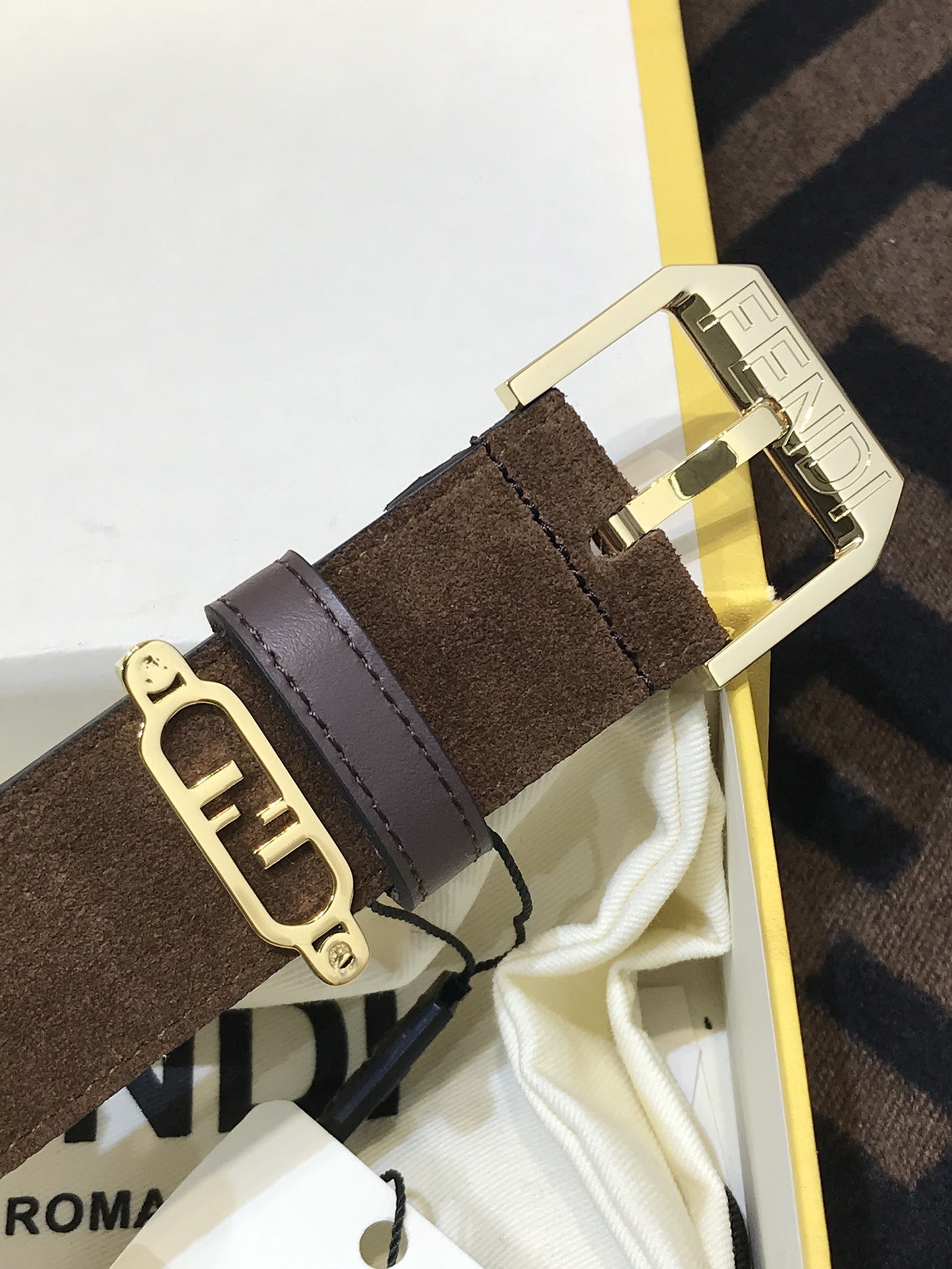 💯💯配送专柜包装 打孔针 新款 FD 宽35MM  F标志造型 支持NFC 字母针扣 搭配标志性，进口反
