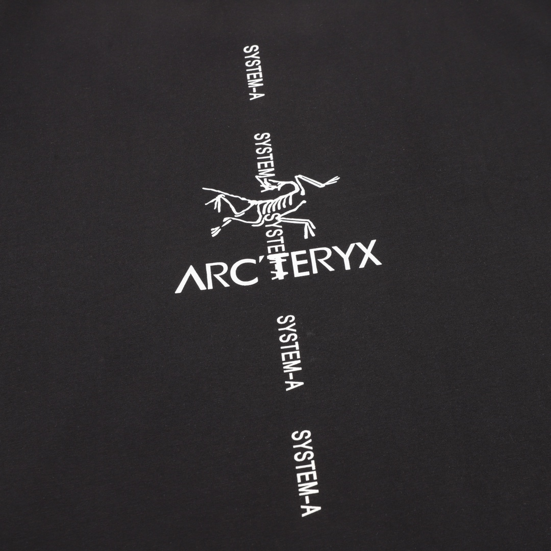 💰80
ARC‘ TERYX/始祖鸟 前后徽标印花短袖T恤
size:S-XL