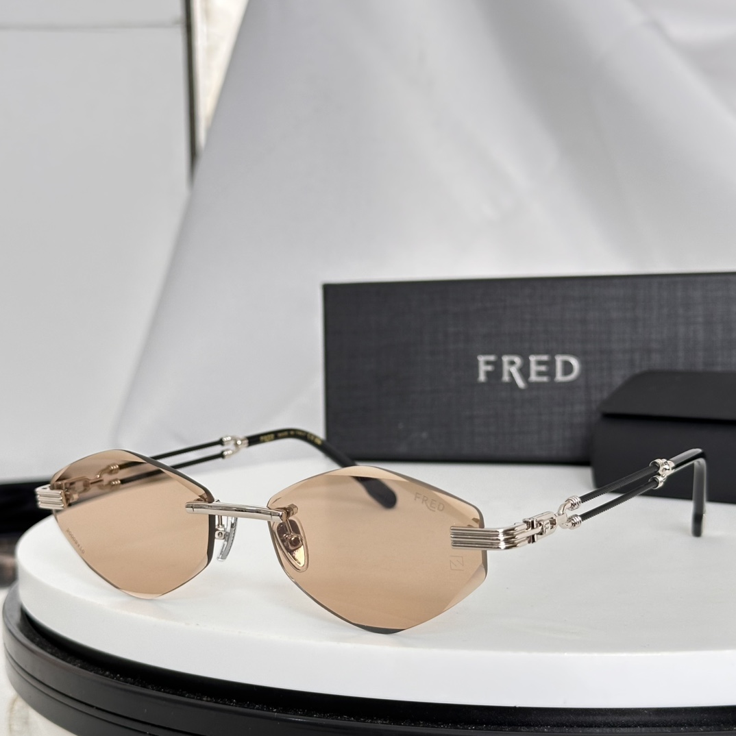   变色片 ‼️FRED🍂🍂🍂MODEL：FG 60220U🍂🍂🍂SIZE：57口17-145🍂🍂