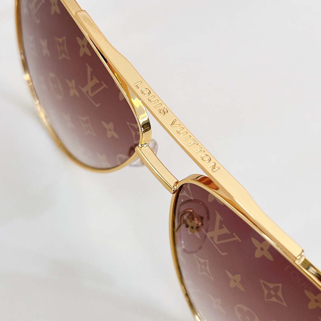  LOUIS VITTO* 
Model：Z1795U 
Size：64口13-142
🔝🔝