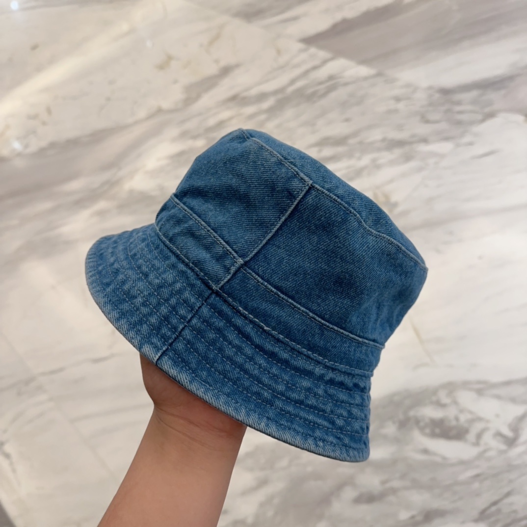 Chanel 中古渔夫帽 百搭款 帽型质感做的都非常🉑️  中古风永远不过时