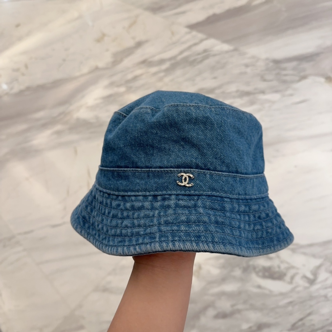 Chanel 中古渔夫帽 百搭款 帽型质感做的都非常🉑️  中古风永远不过时