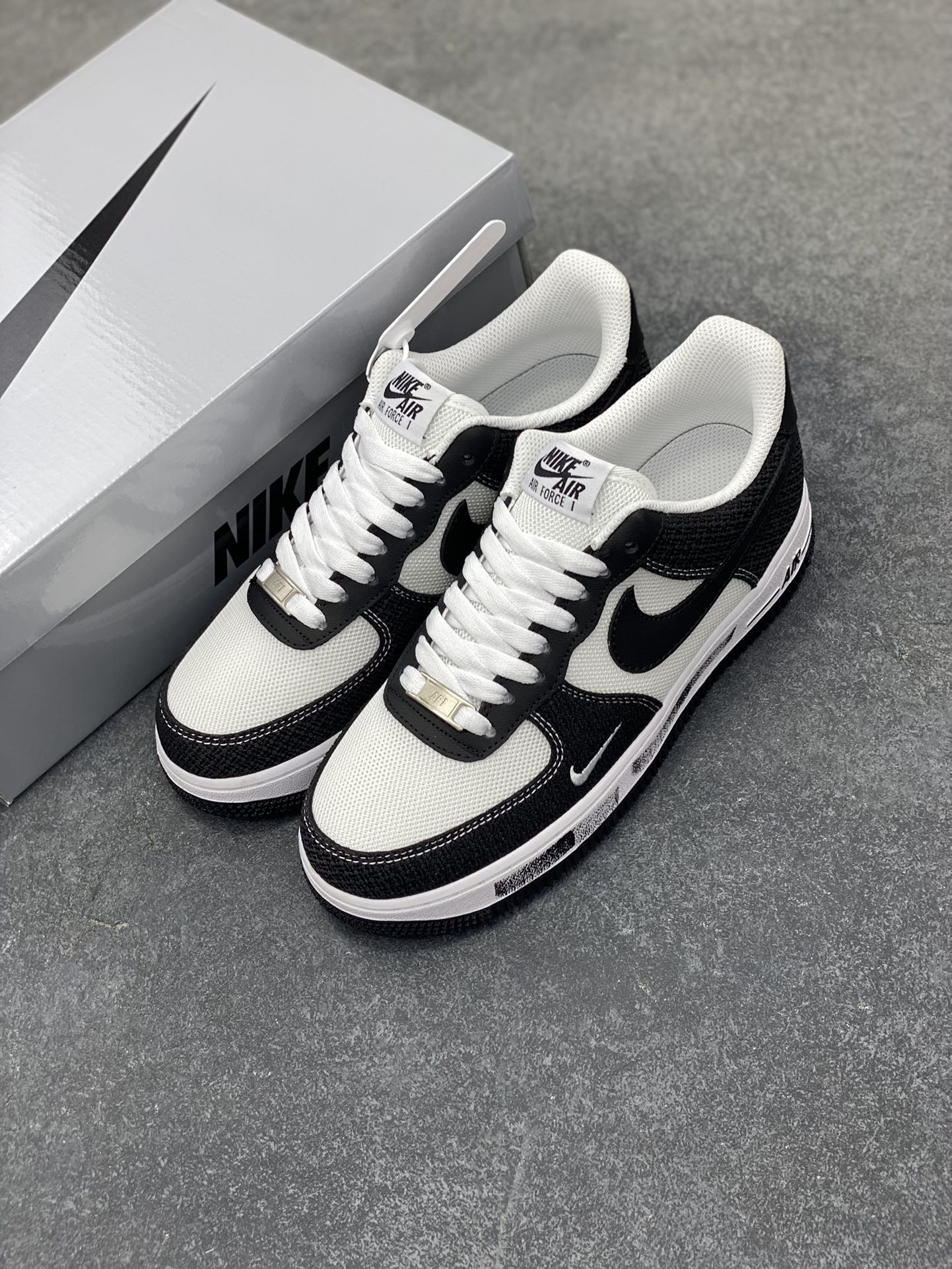 图片[8]-Nike Air Force 1 Low’07 牛仔布小勾 空军一号低帮休闲板鞋 定制皮料 原厂3D打印 定制鞋盒 原楦原纸板 纯正空军版型 内置全掌气垫 货号：ZH0316-091 尺码：36 36.5 37.5 38 38.5 39 40 40.5 41 42 42.5 43 44 44.5 45-选品中心