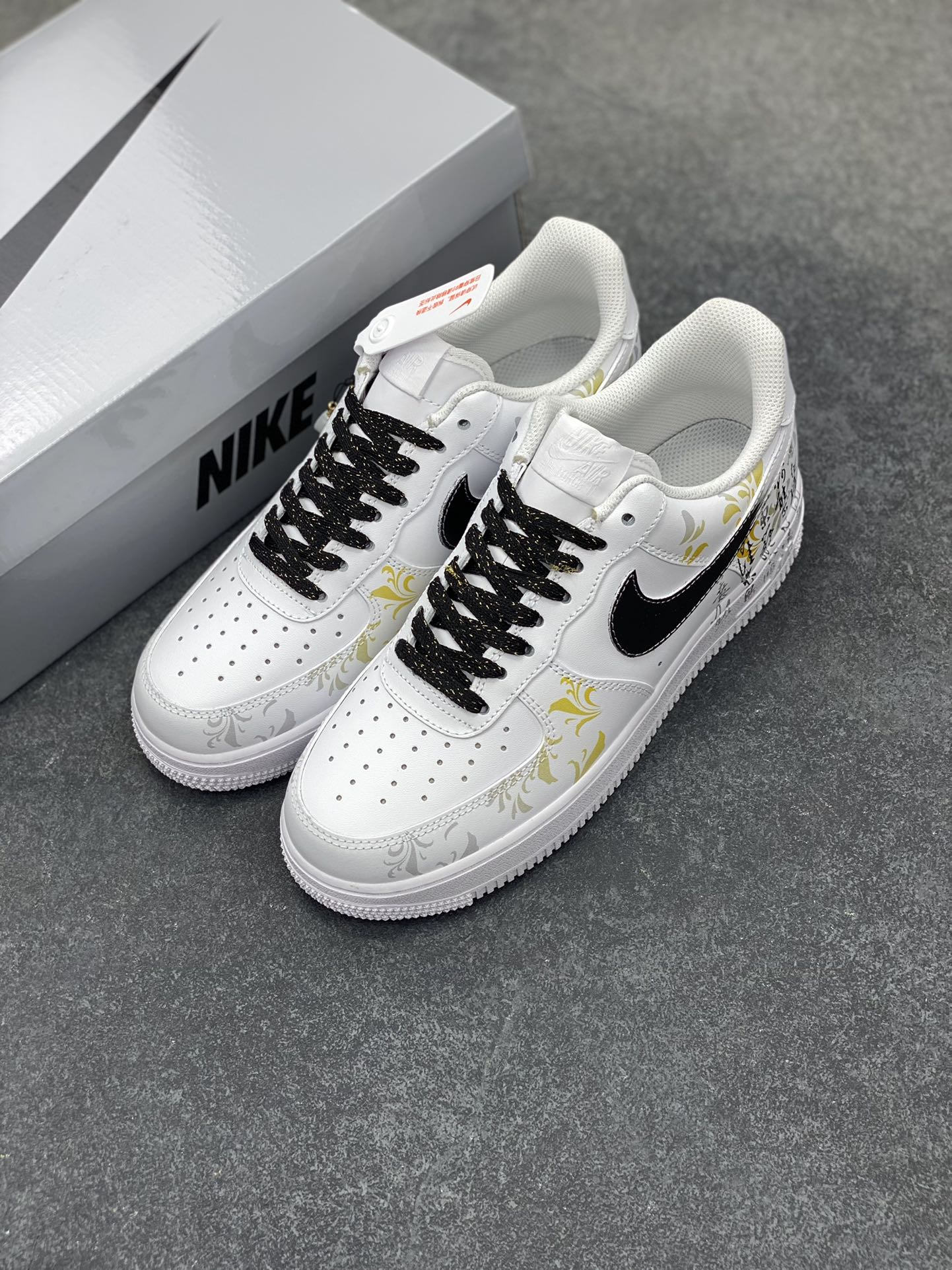 图片[8]-Nike Air Force 1 Low’07 东篱醉 中国风 渐变黄 华丽典雅 扇形挂件 空军一号低帮休闲板鞋 定制皮料 原厂3D打印 定制鞋盒 原楦原纸板 纯正空军版型 内置全掌气垫 货号：ZH0316-082 尺码：36 36.5 37.5 38 38.5 39 40 40.5 41 42 42.5 43 44 44.5 45-选品中心