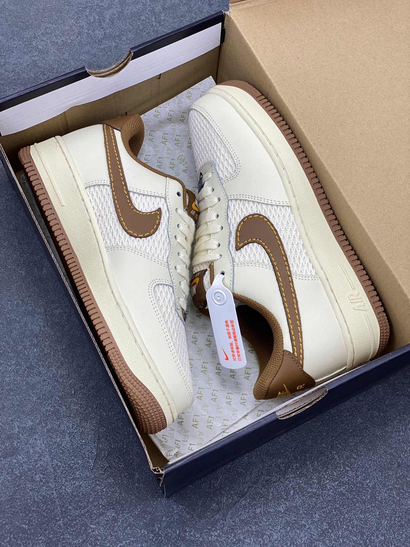 图片[9]-Air Force 1 \’07 Low 网布拼接米棕 原楦头原纸板 打造纯正空军版型 #专注外贸渠道 全掌内置蜂窝气垫 #原盒配件 原厂中底钢印、拉帮完美 货号：IB7719-113 尺码：36 36.5 37.5 38 38.5 39 40 40.5 41 42 42.5 43 44 44.5 45-选品中心